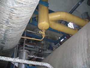 Speisewasser-Entgasungssystem mit Brüdenentspanner Feedwater degassing system with vapor flash